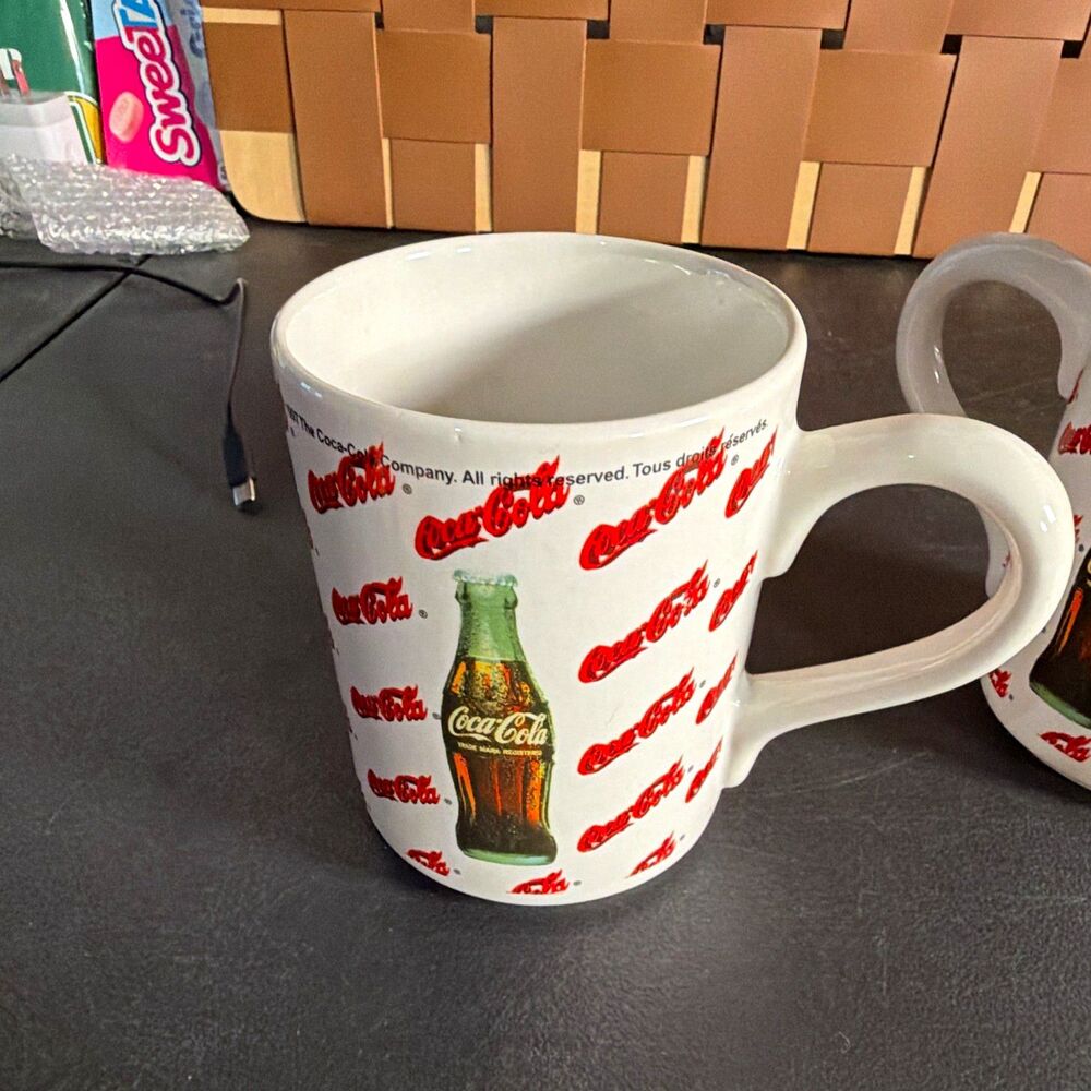 2 Coca-Cola 1997 Logo & Bottle Ceramic Mug, White/Red Soda Advertising vintage97